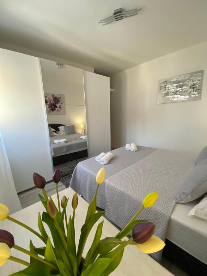Apartman Antonio Baška Voda Exterior foto